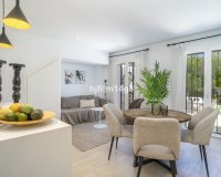 Wiederverkauf - Town house - Marbella - Nueva Andalucía