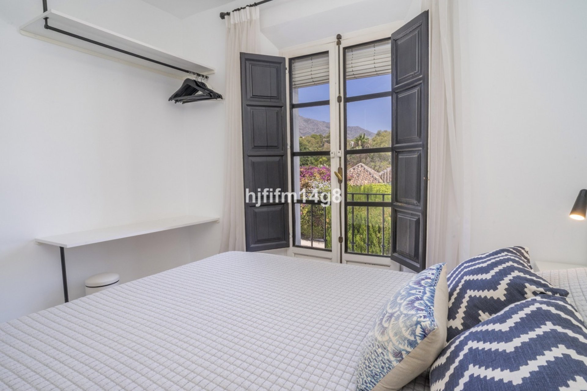 Wiederverkauf - Town house - Marbella - Nueva Andalucía