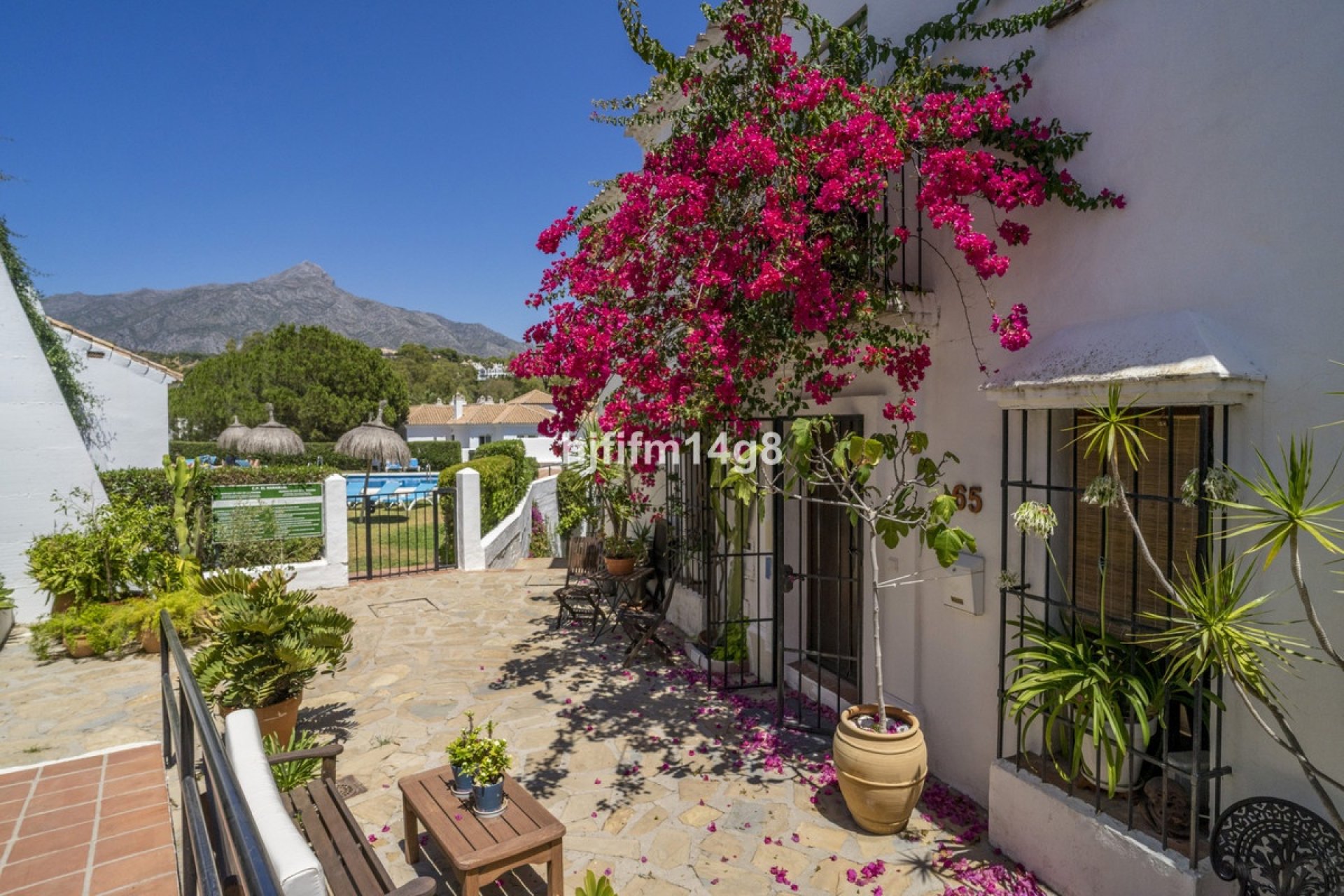 Wiederverkauf - Town house - Marbella - Nueva Andalucía