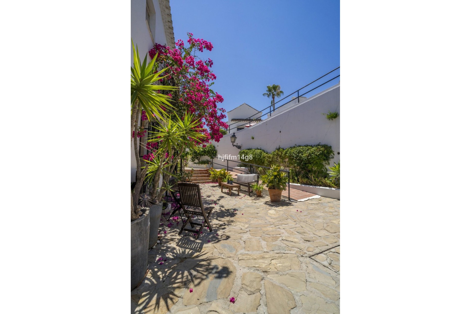 Wiederverkauf - Town house - Marbella - Nueva Andalucía