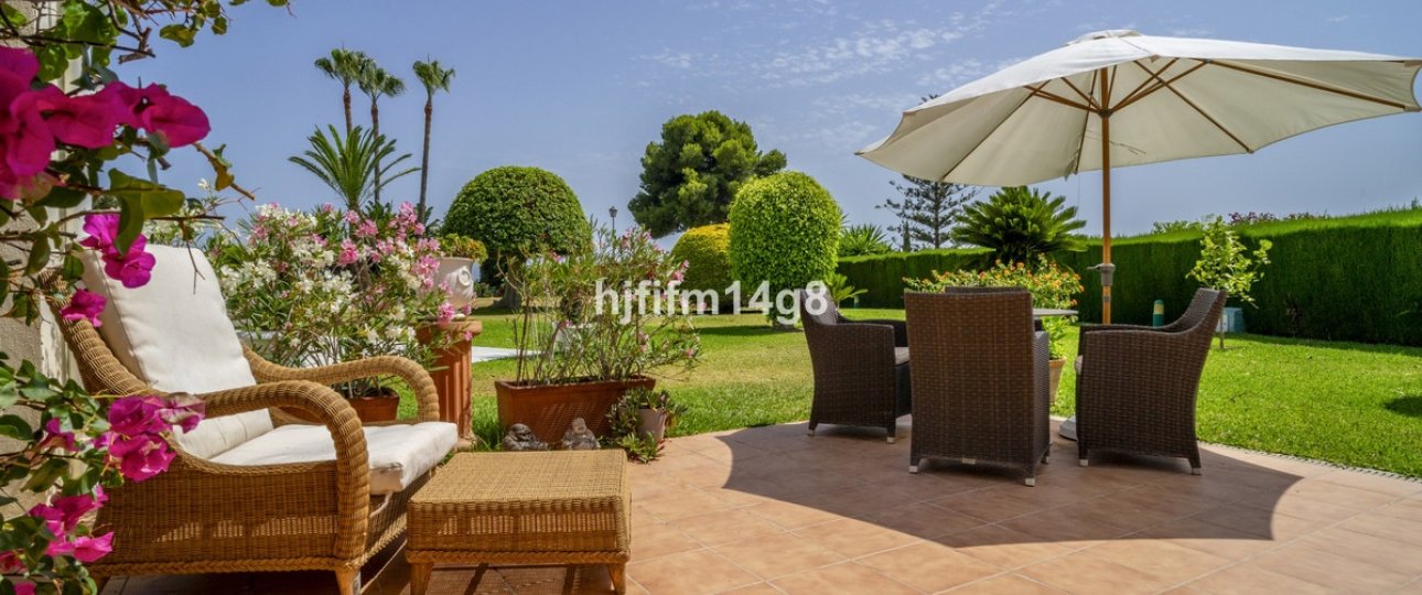 Wiederverkauf - Town house - Marbella - Nueva Andalucía