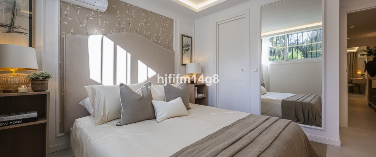 Wiederverkauf - Town house - Marbella - Nueva Andalucía