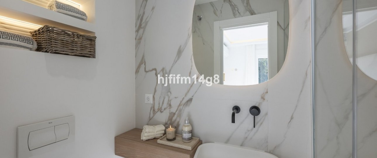 Wiederverkauf - Town house - Marbella - Nueva Andalucía
