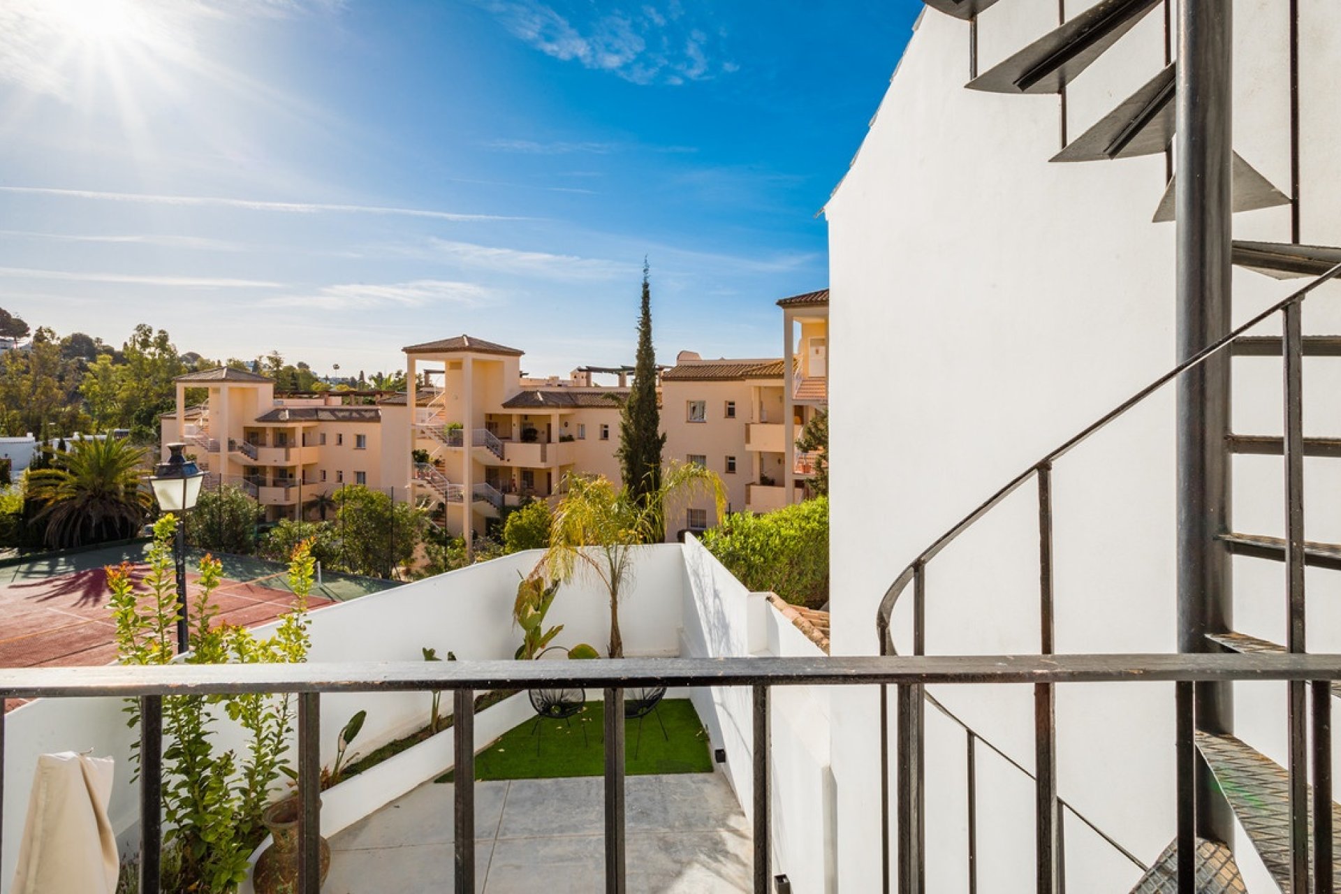 Wiederverkauf - Town house - Marbella - Nueva Andalucía