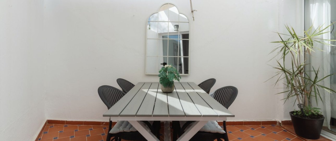 Wiederverkauf - Town house - Marbella - Nueva Andalucía
