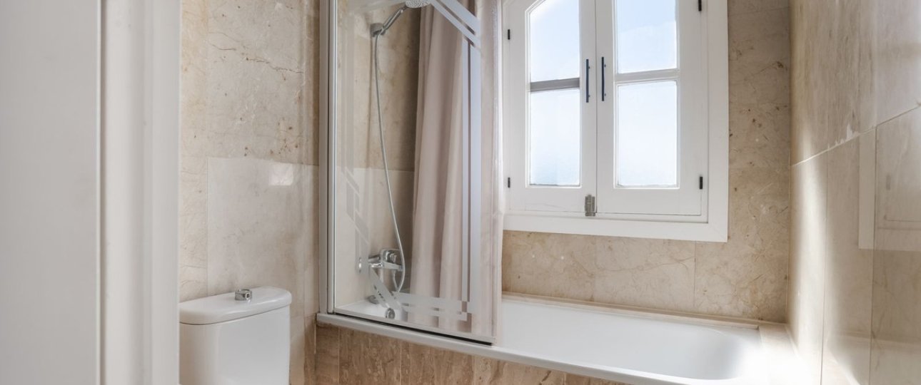 Wiederverkauf - Town house - Marbella - Nueva Andalucía