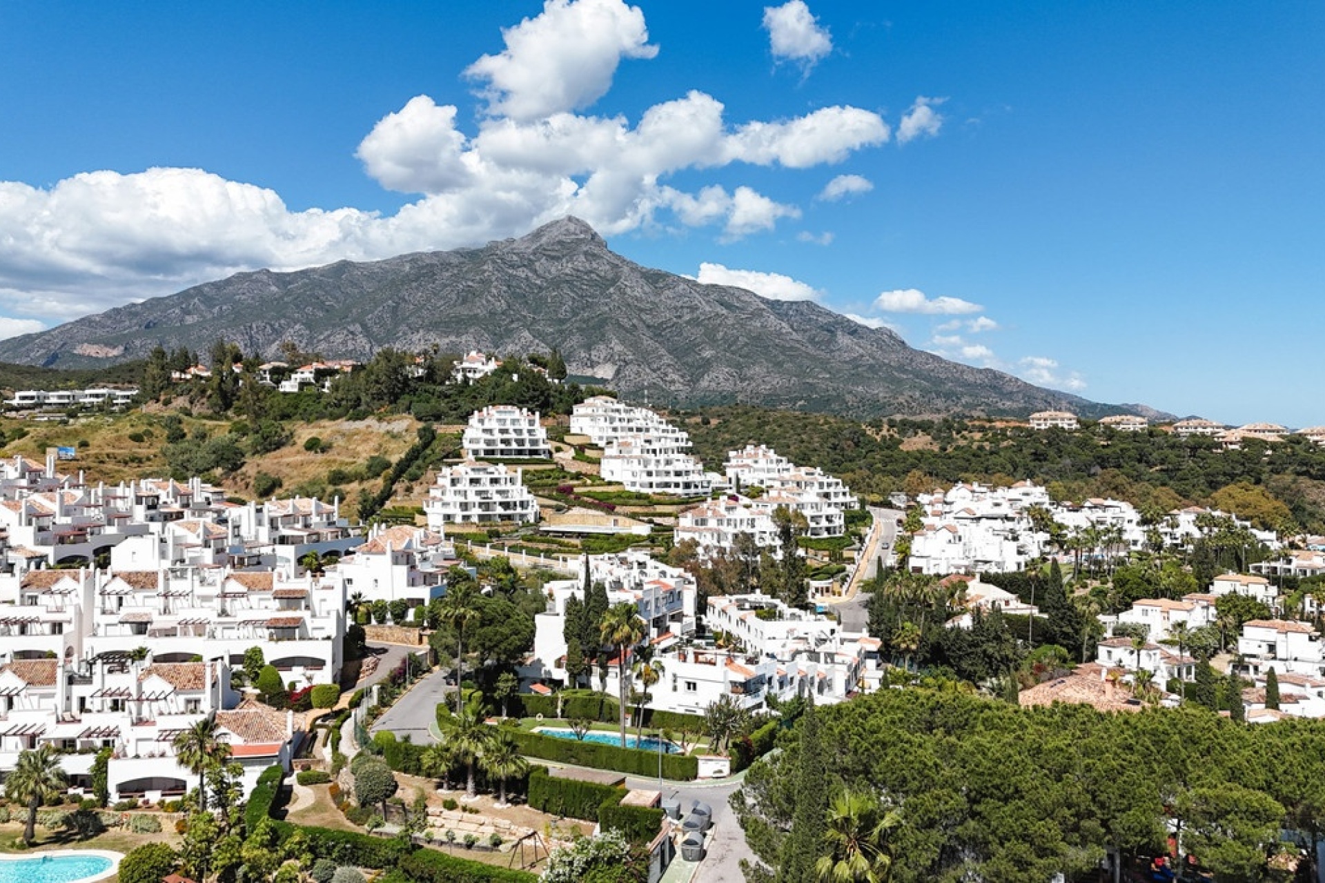 Wiederverkauf - Town house - Marbella - Nueva Andalucía