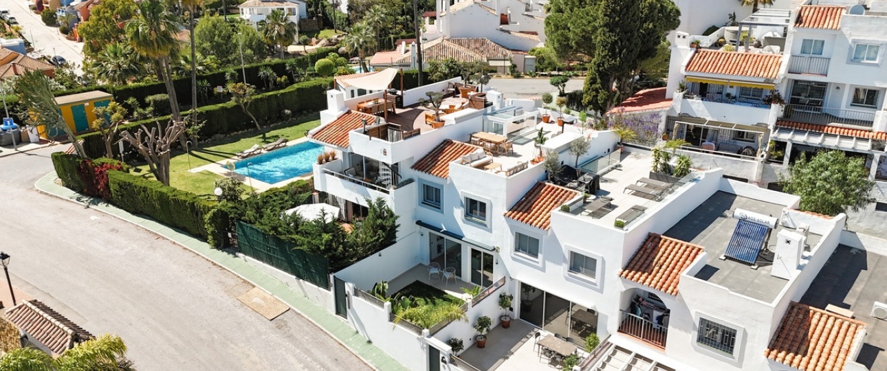Wiederverkauf - Town house - Marbella - Nueva Andalucía