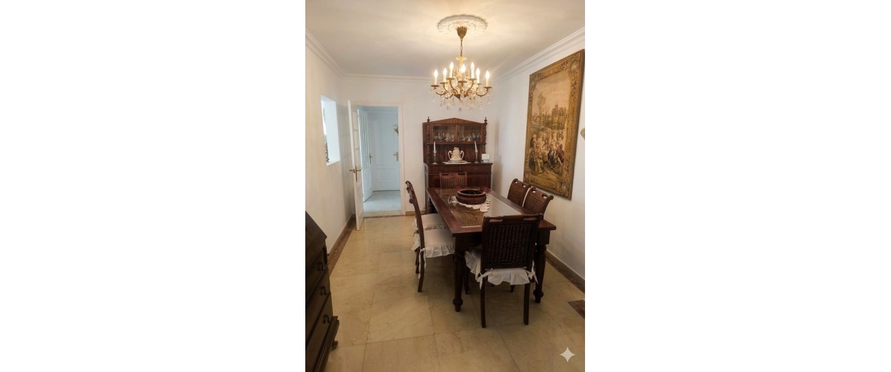 Wiederverkauf - Town house - Marbella - Nueva Andalucía