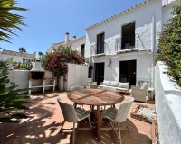 Wiederverkauf - Town house - Marbella - Nueva Andalucía