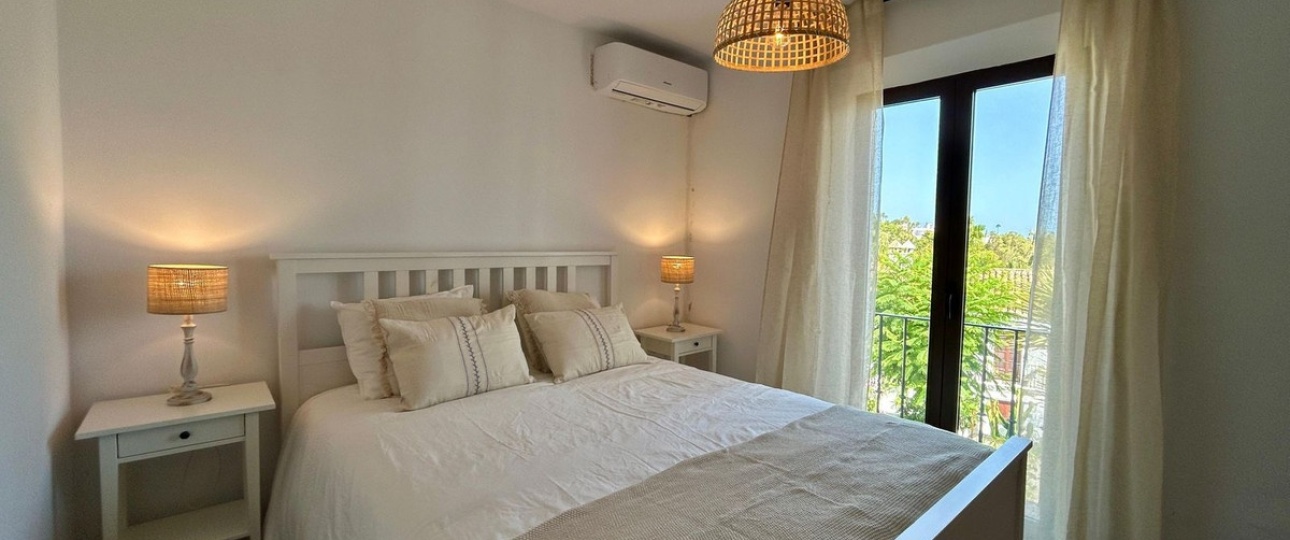 Wiederverkauf - Town house - Marbella - Nueva Andalucía