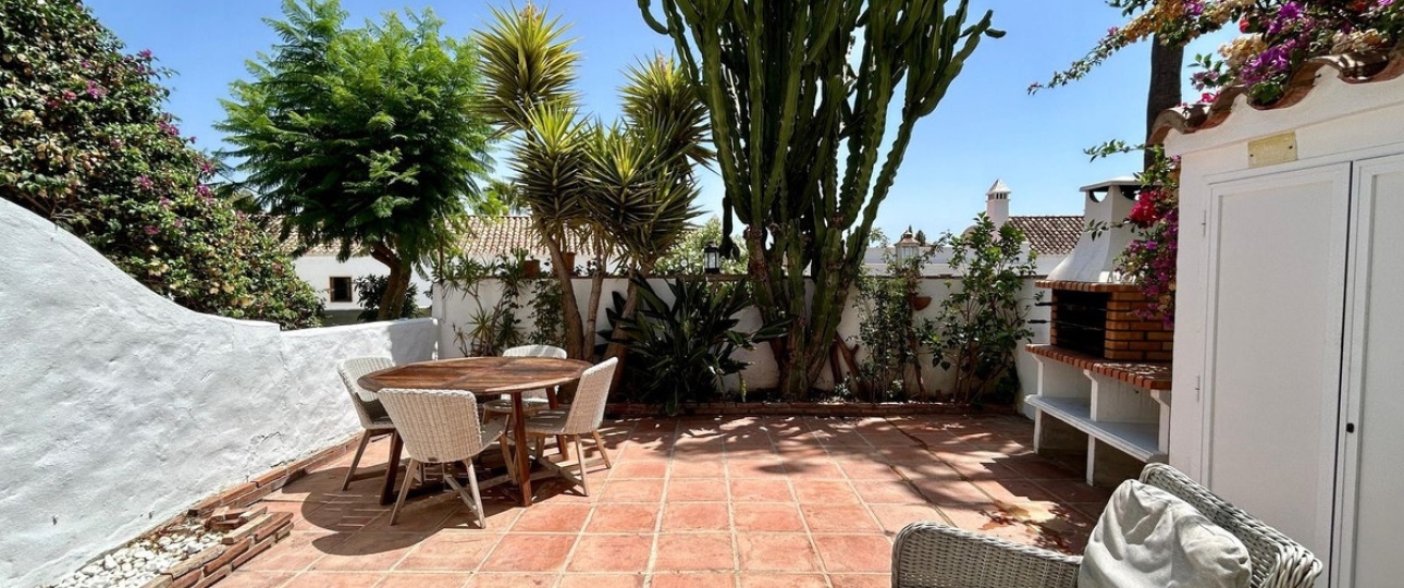 Wiederverkauf - Town house - Marbella - Nueva Andalucía