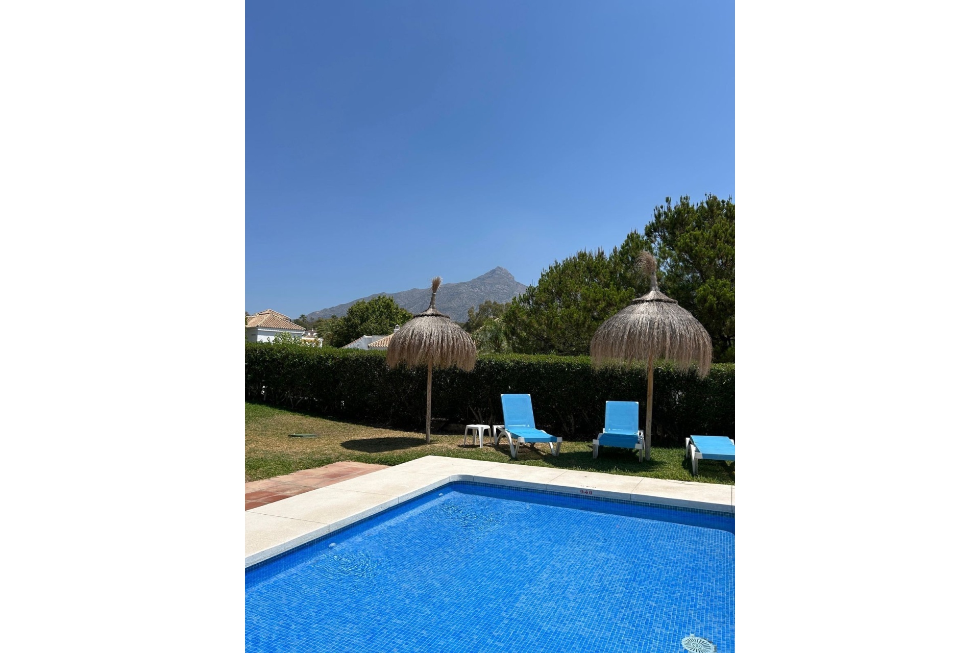 Wiederverkauf - Town house - Marbella - Nueva Andalucía