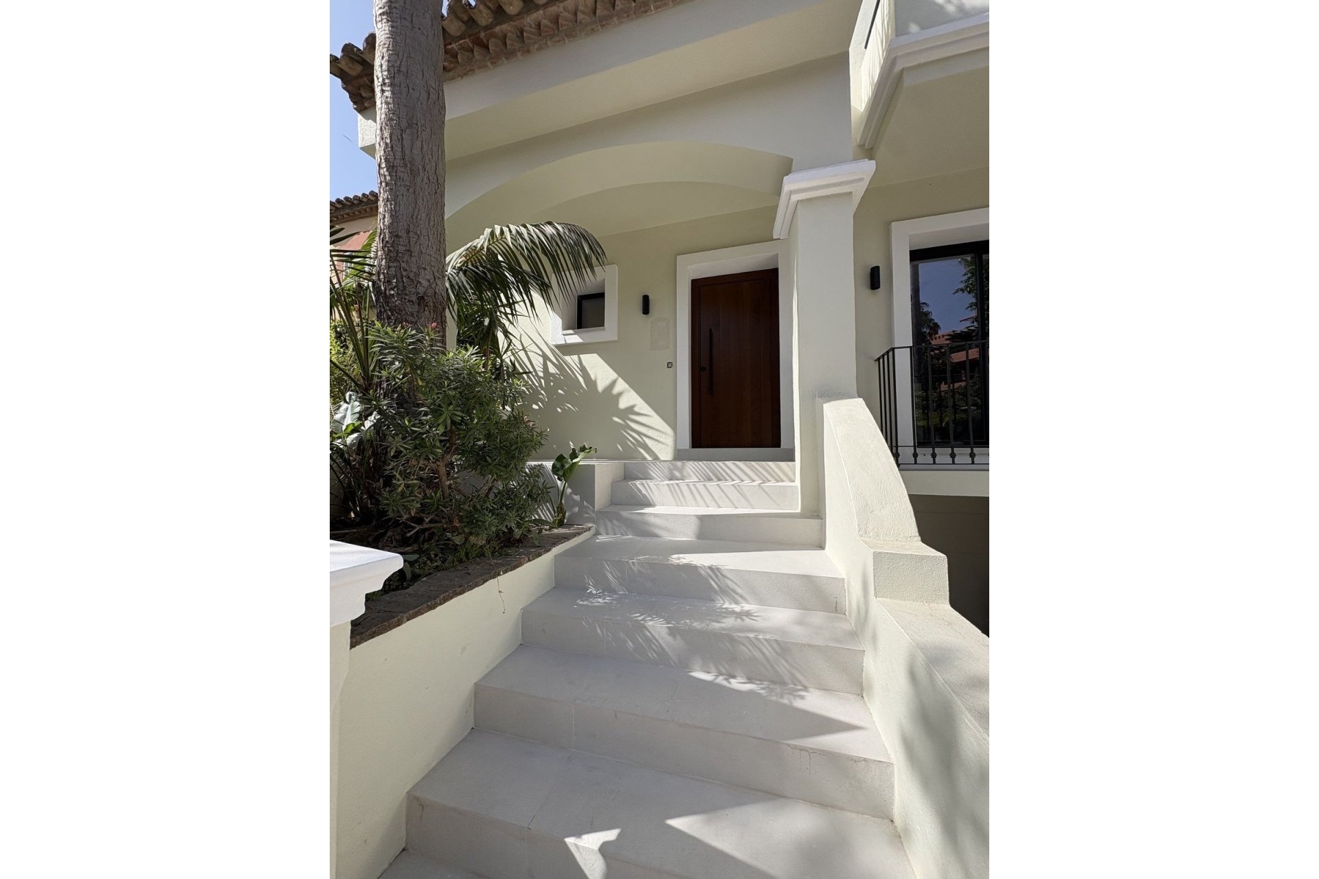 Wiederverkauf - Town house - Marbella - Nueva Andalucía