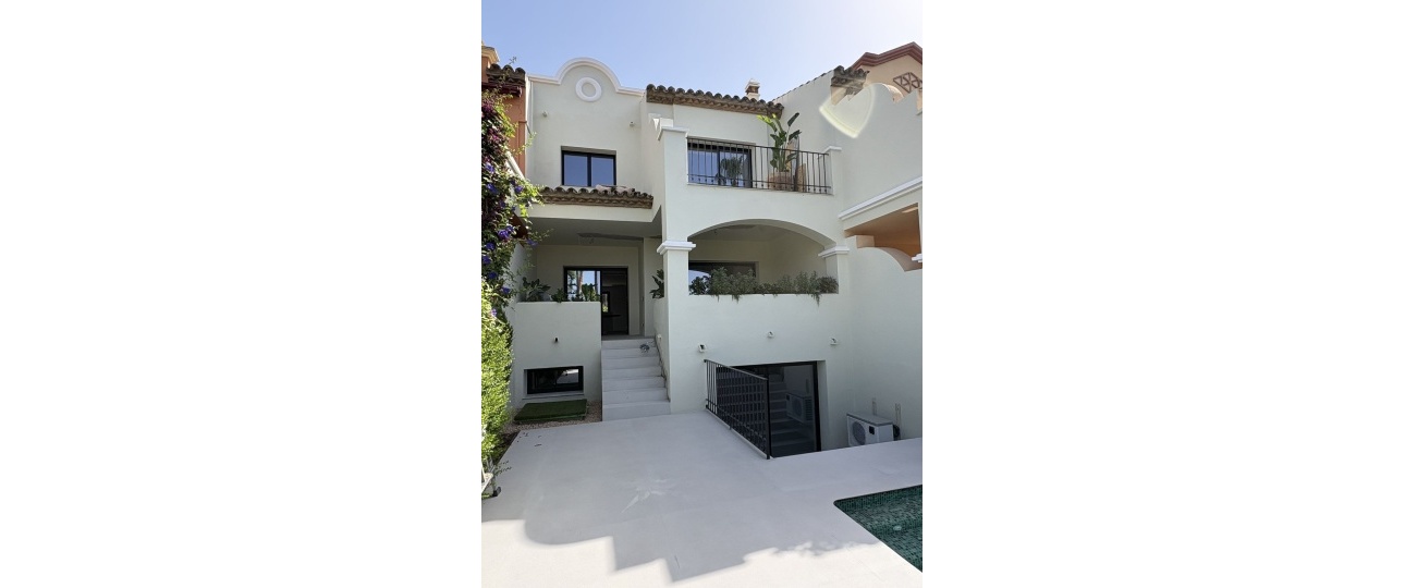 Wiederverkauf - Town house - Marbella - Nueva Andalucía