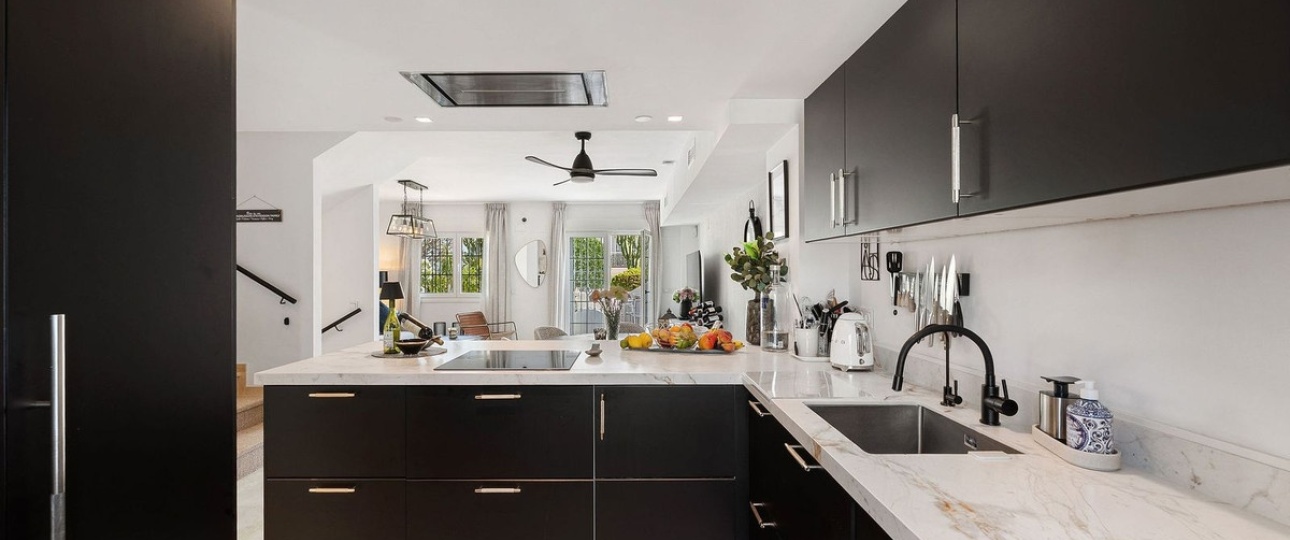 Wiederverkauf - Town house - Marbella - Nueva Andalucía