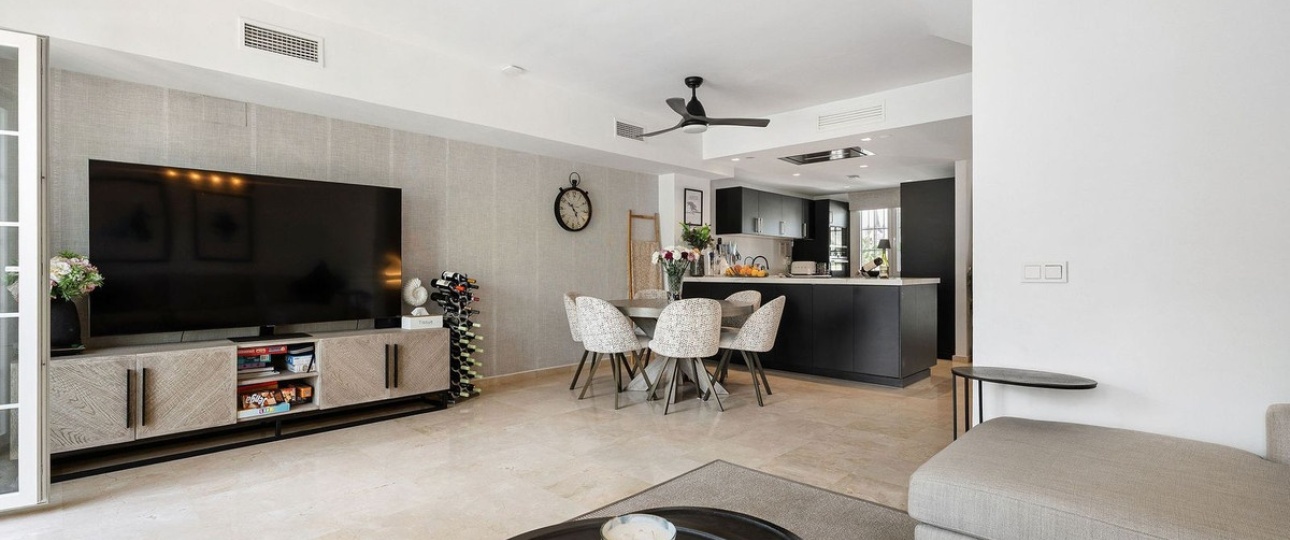 Wiederverkauf - Town house - Marbella - Nueva Andalucía