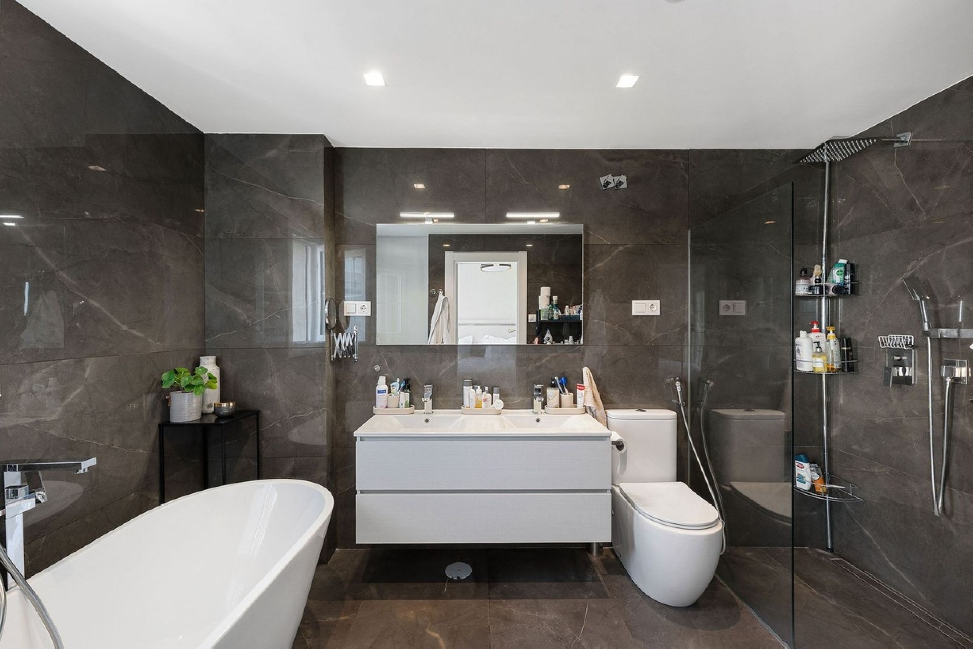 Wiederverkauf - Town house - Marbella - Nueva Andalucía