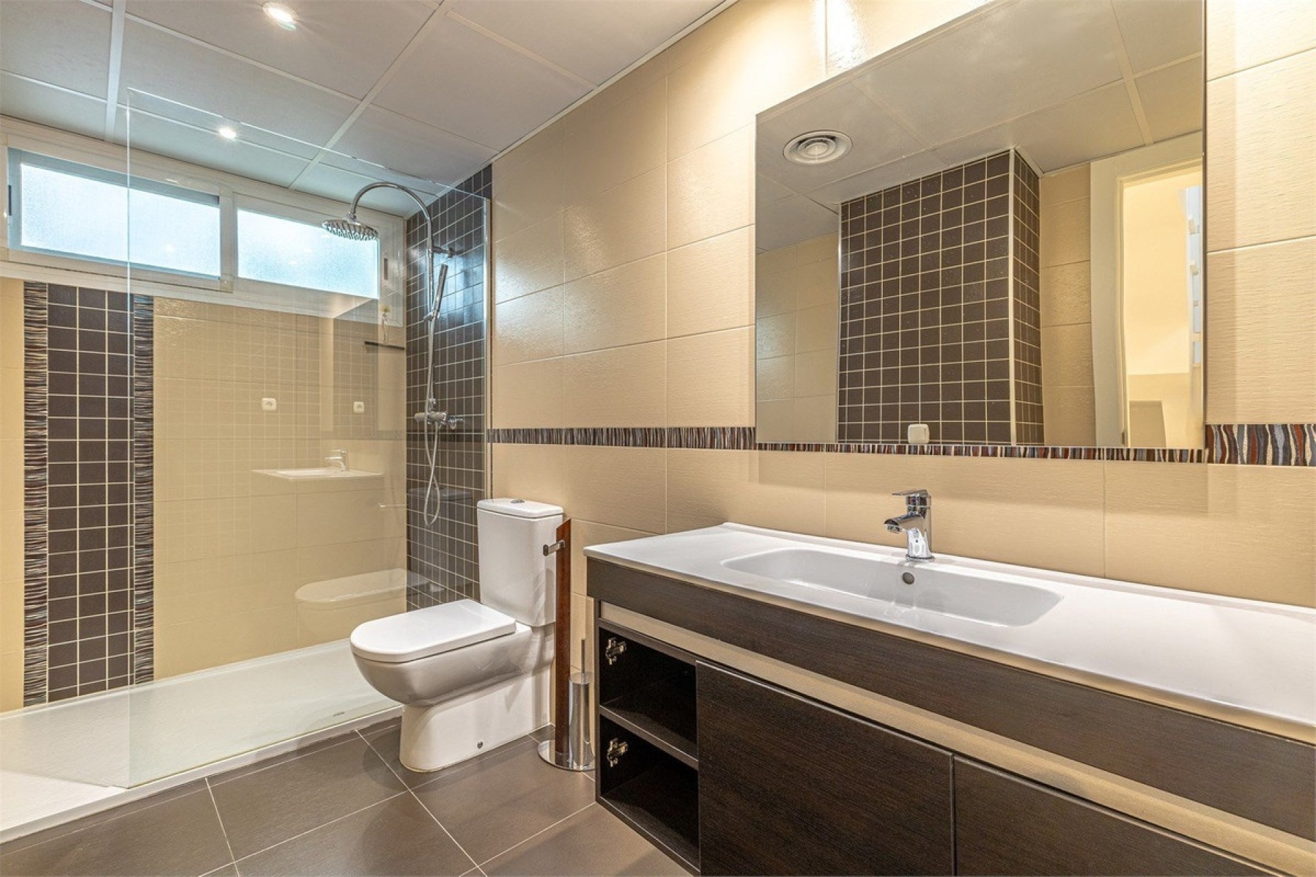 Wiederverkauf - Town house - Marbella - Nueva Andalucía