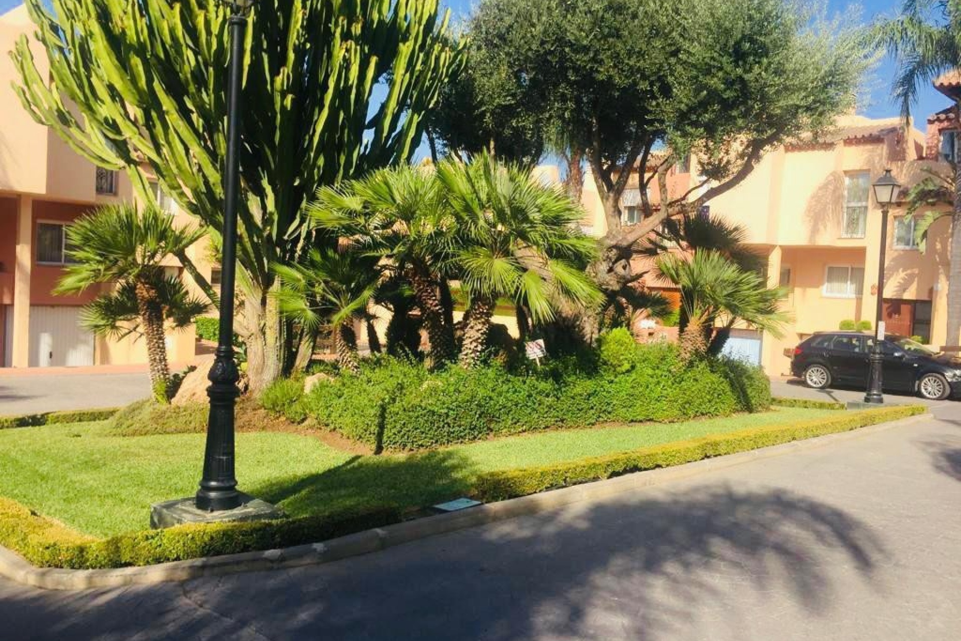 Wiederverkauf - Town house - Marbella - Nueva Andalucía