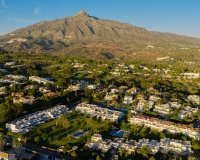 Wiederverkauf - Town house - Marbella - Nueva Andalucía
