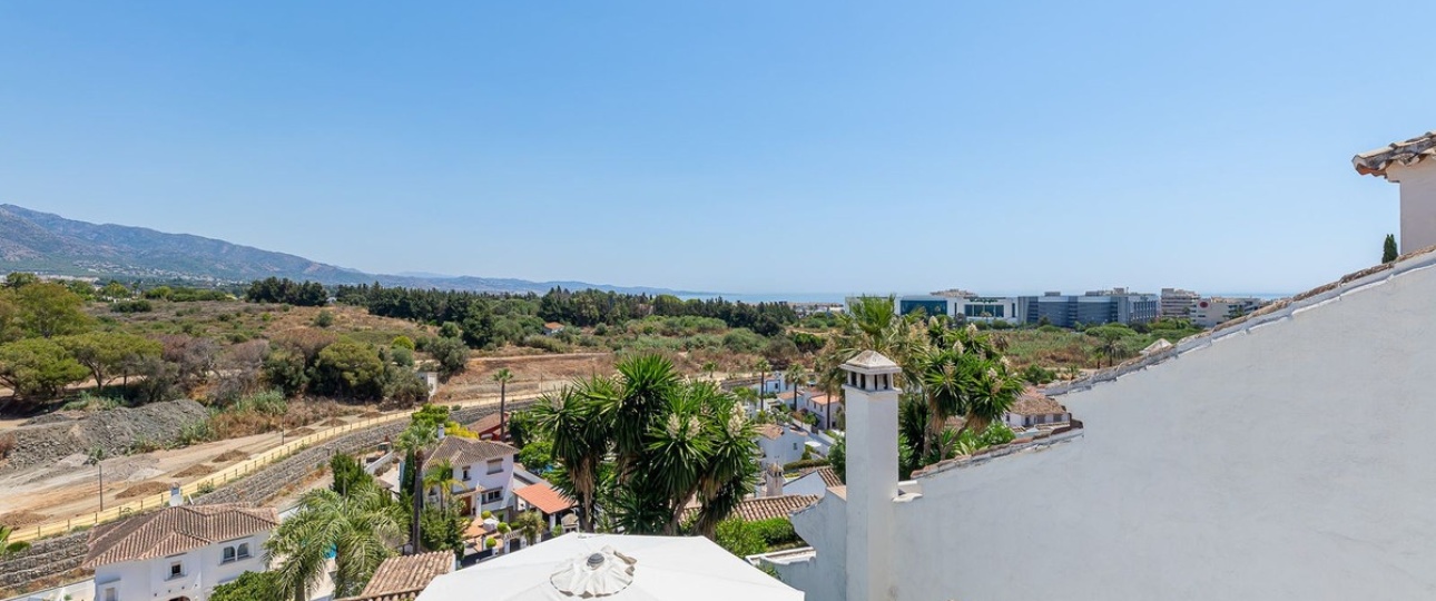 Wiederverkauf - Town house - Marbella - Nueva Andalucía