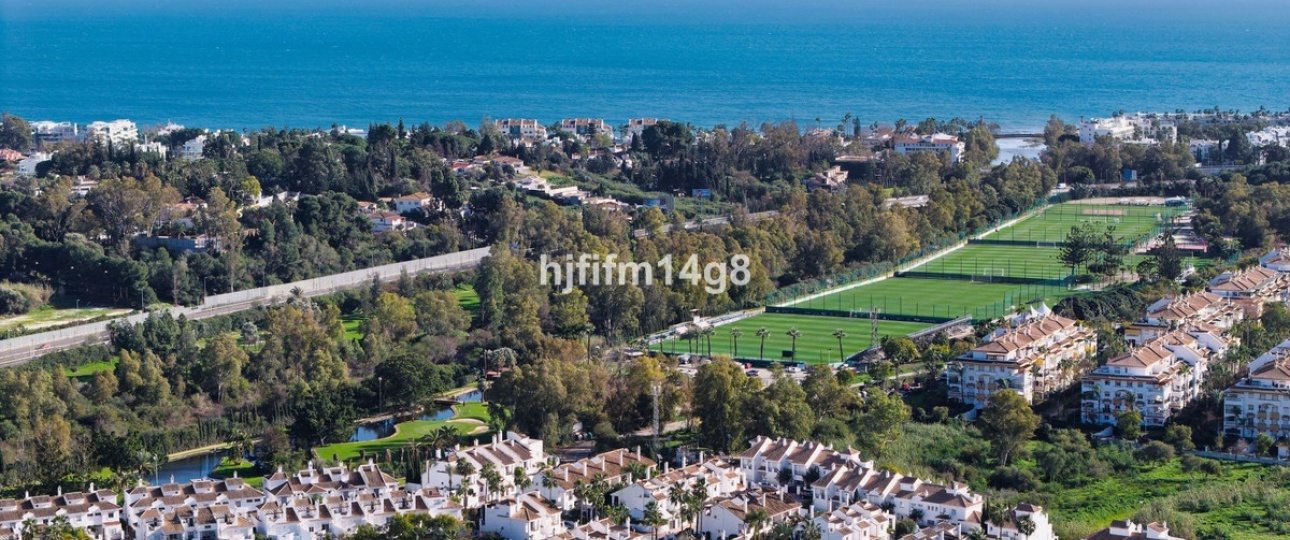 Wiederverkauf - Town house - Marbella - Nueva Andalucía