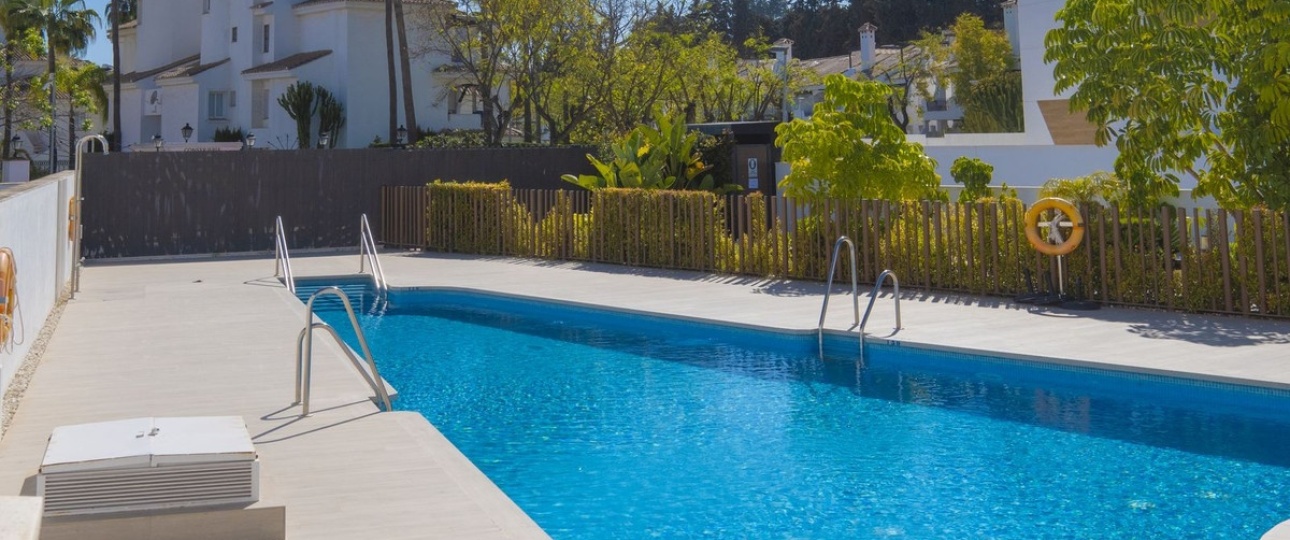 Wiederverkauf - Town house - Marbella - Nueva Andalucía