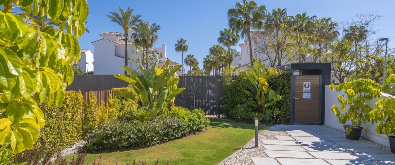 Wiederverkauf - Town house - Marbella - Nueva Andalucía