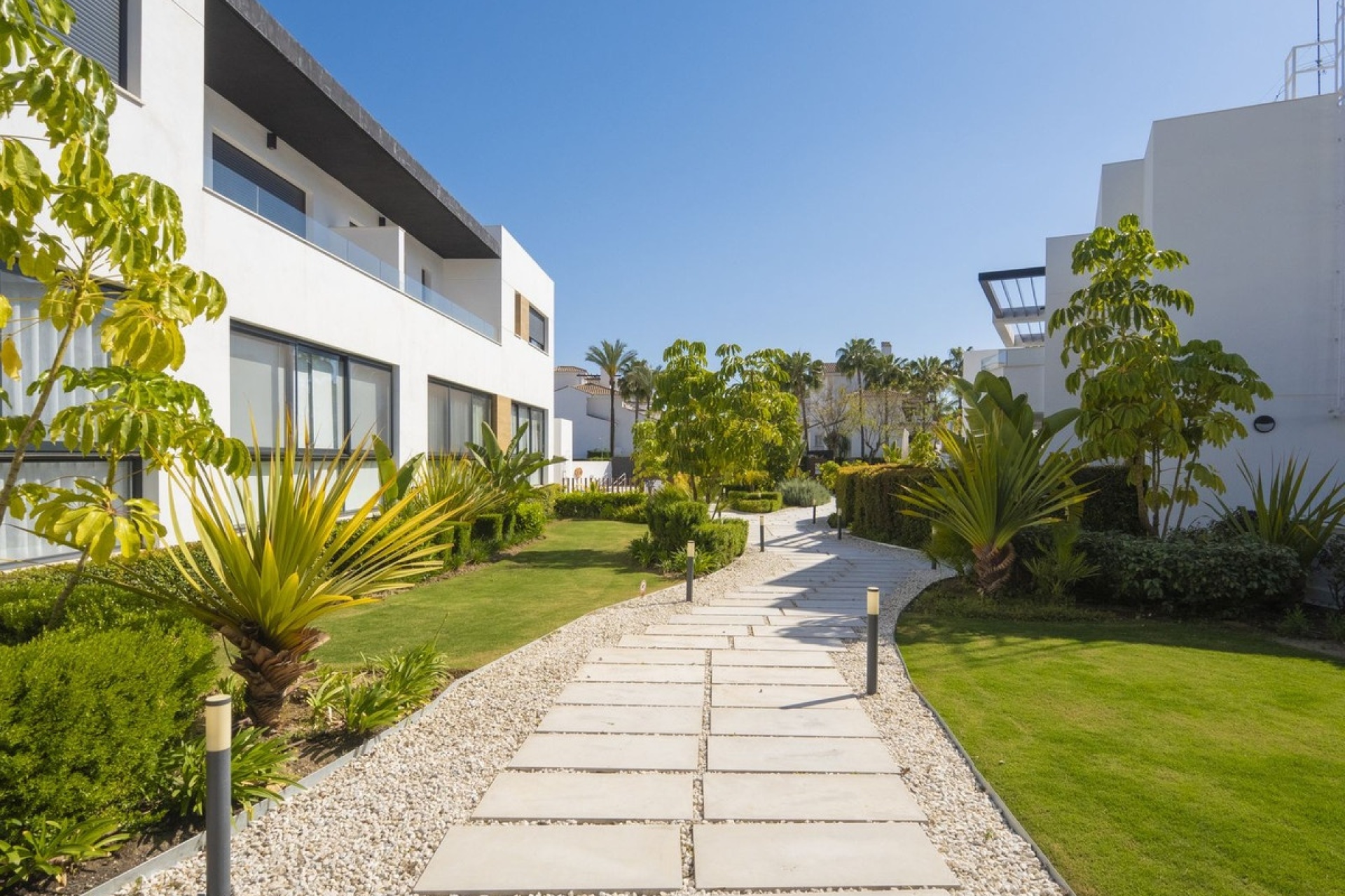 Wiederverkauf - Town house - Marbella - Nueva Andalucía