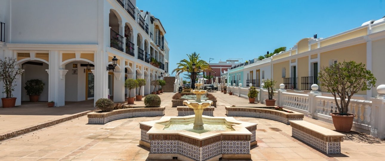 Wiederverkauf - Town house - Marbella - Nueva Andalucía