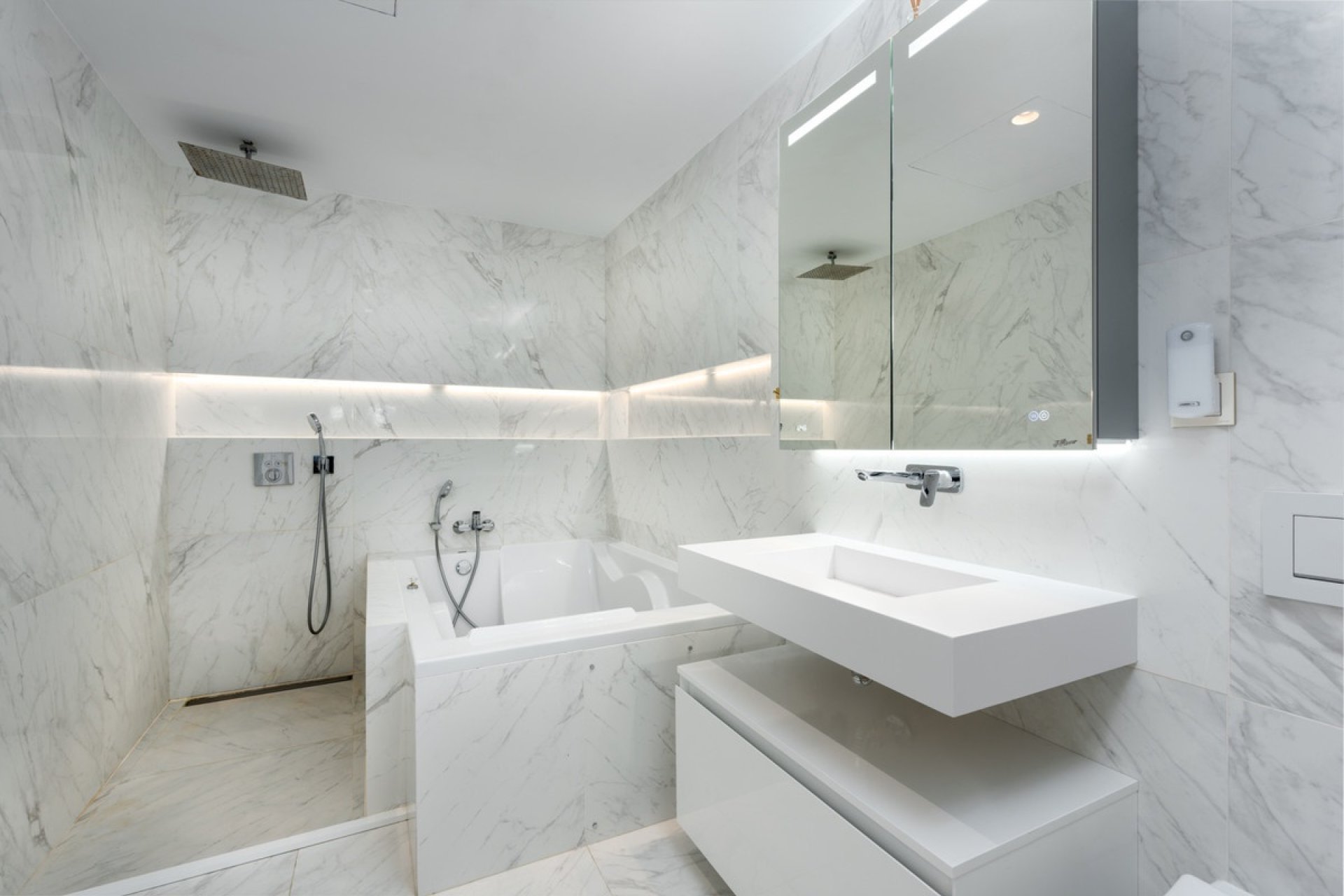 Wiederverkauf - Town house - Marbella - Nueva Andalucía