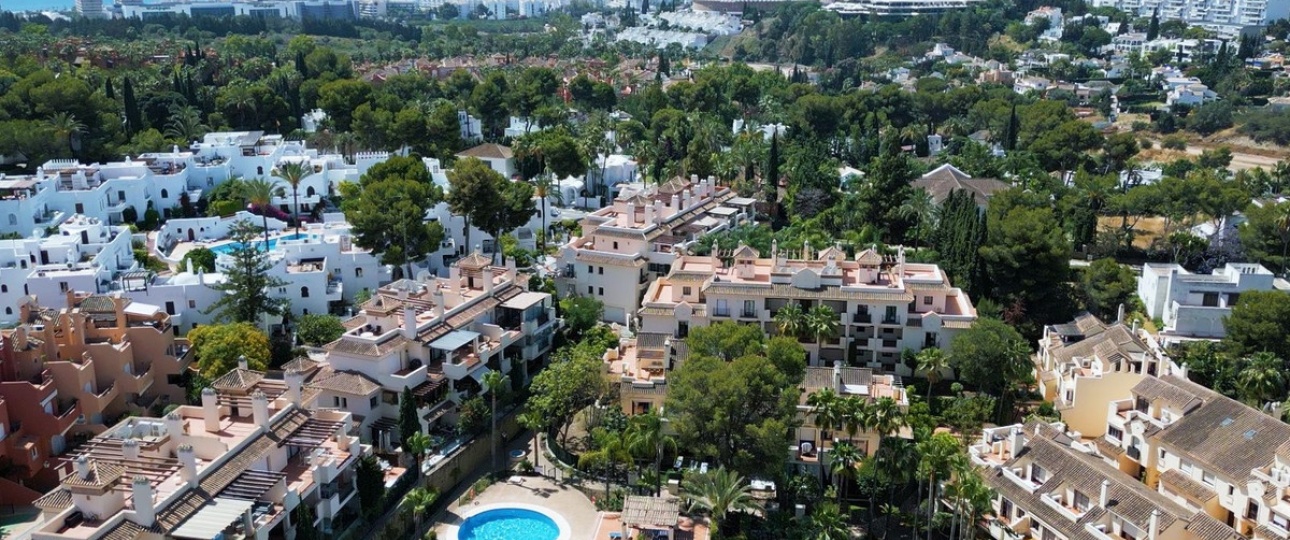 Wiederverkauf - Town house - Marbella - Nueva Andalucía