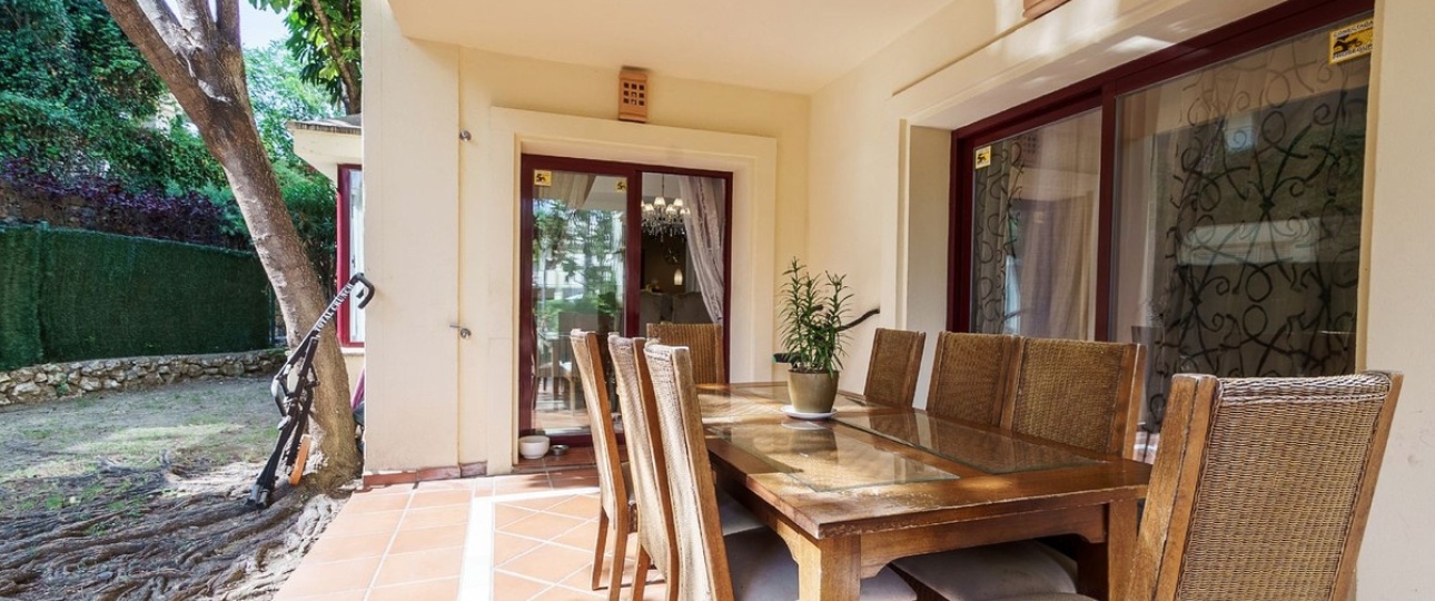 Wiederverkauf - Town house - Marbella - Nueva Andalucía