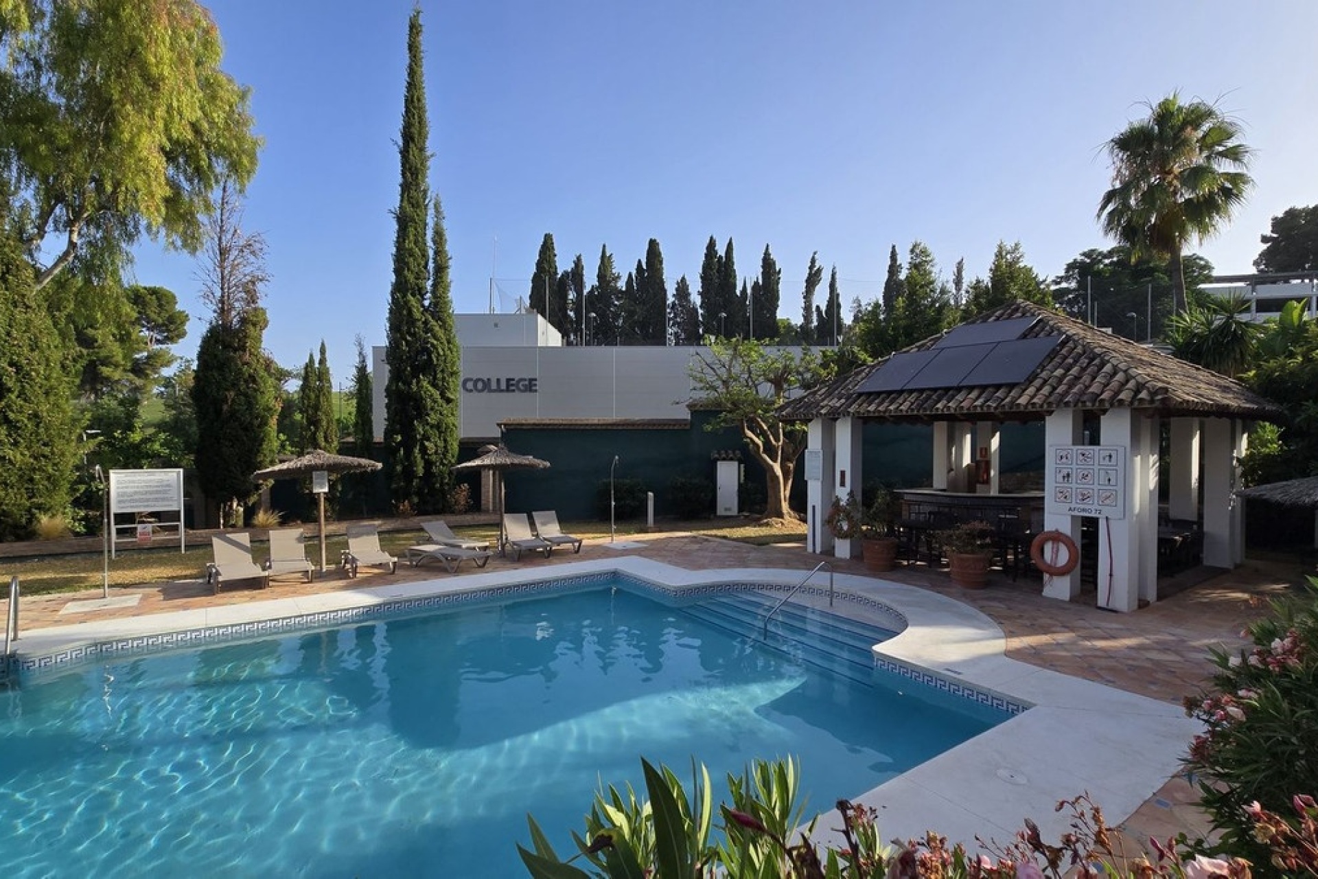 Wiederverkauf - Town house - Marbella - Nueva Andalucía