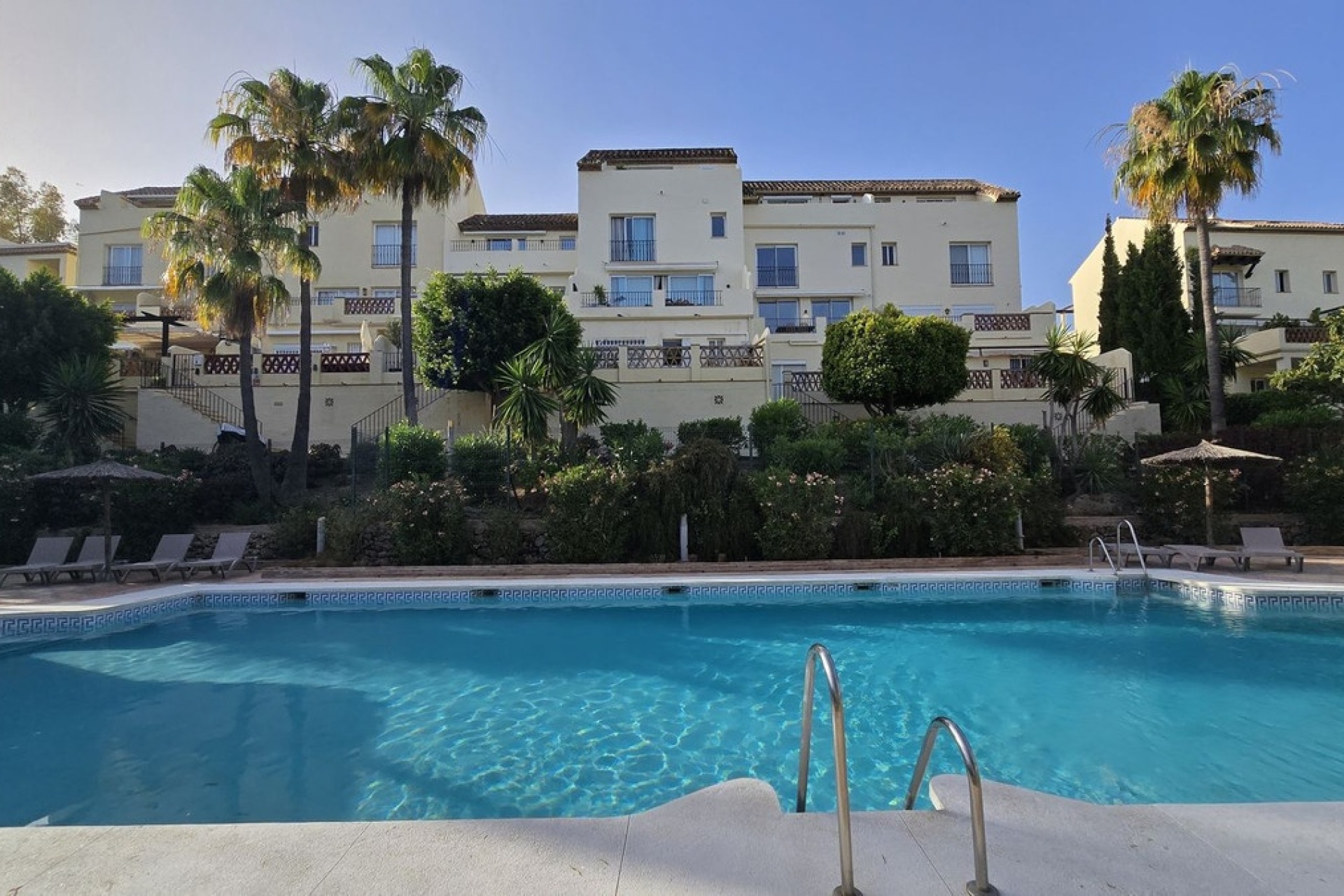 Wiederverkauf - Town house - Marbella - Nueva Andalucía