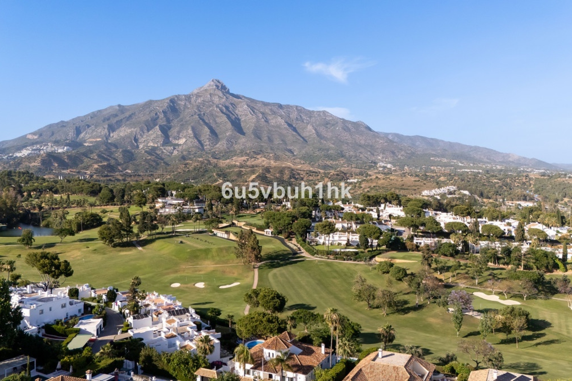 Wiederverkauf - Town house - Marbella - Nueva Andalucía