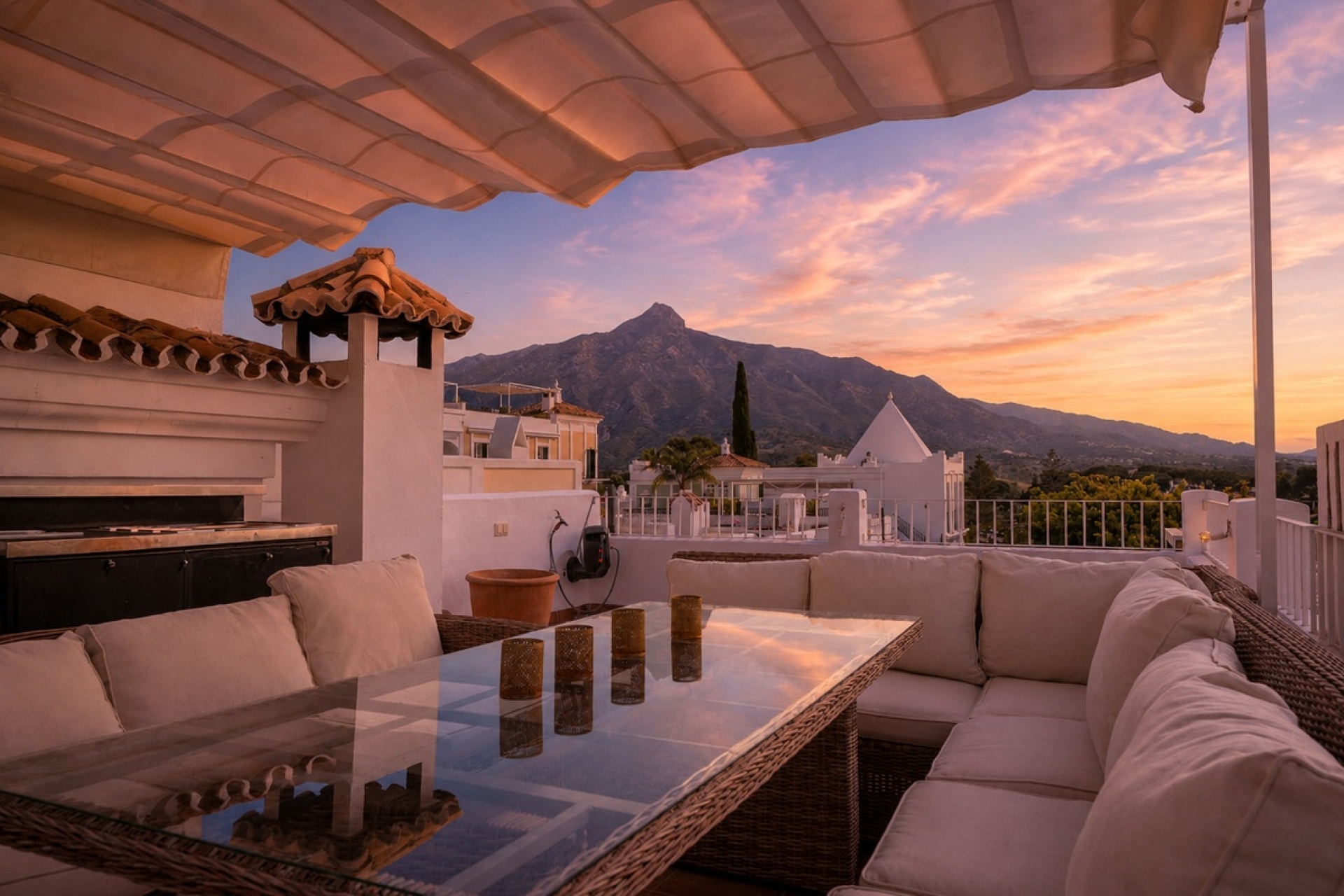 Wiederverkauf - Town house - Marbella - Nueva Andalucía
