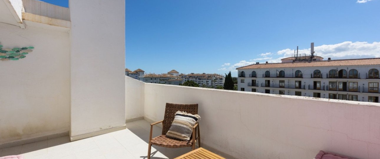 Wiederverkauf - Town house - Marbella - Nueva Andalucía