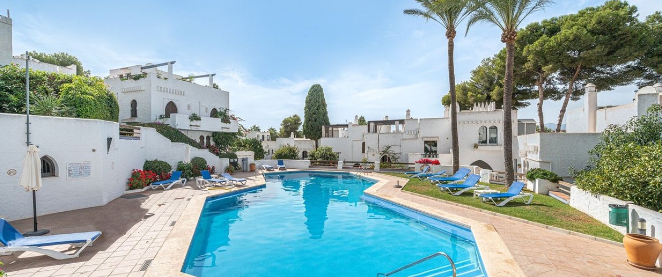 Wiederverkauf - Town house - Marbella - Nueva Andalucía