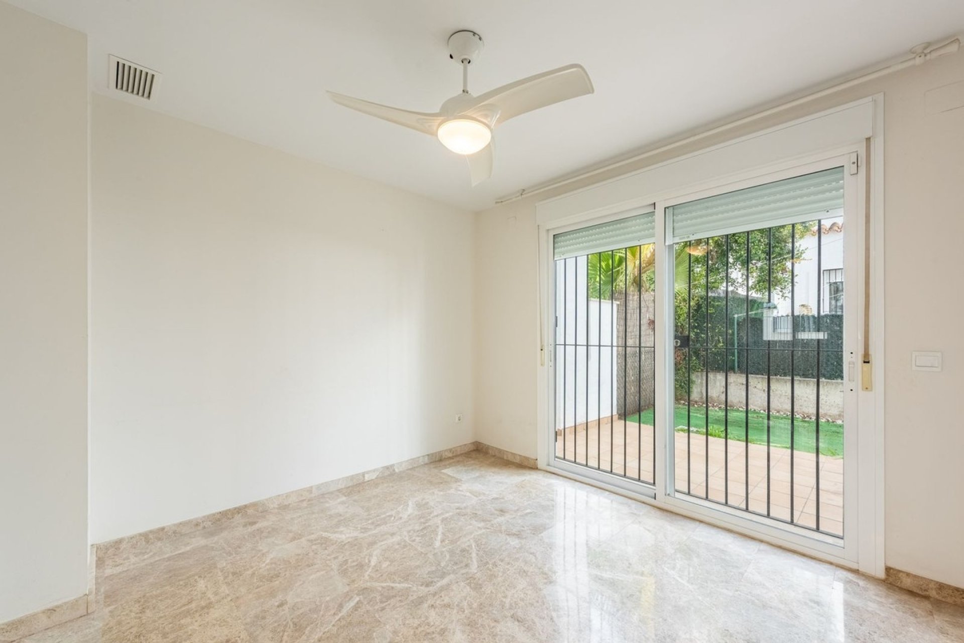 Wiederverkauf - Town house - Marbella - Nueva Andalucía