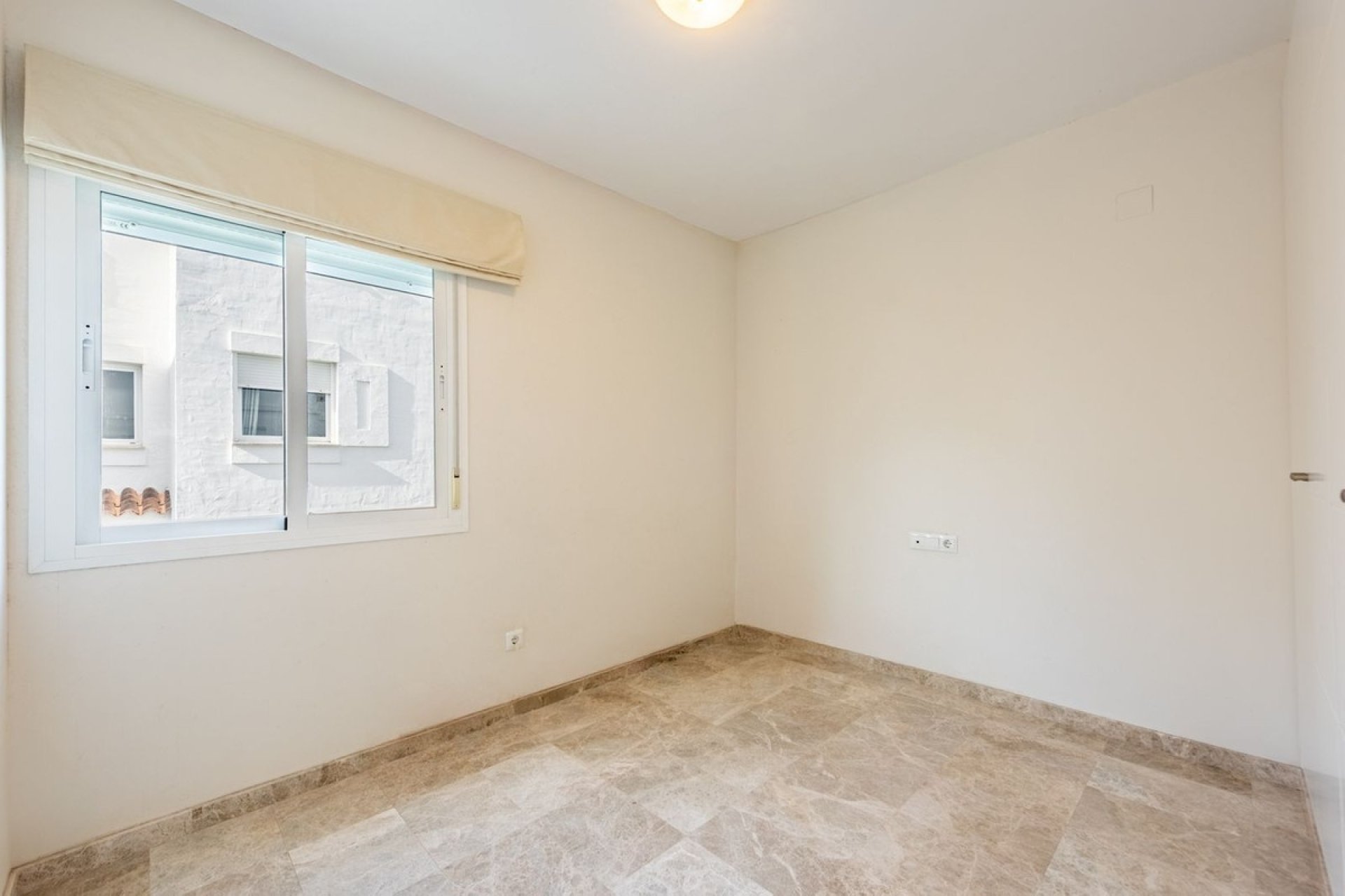 Wiederverkauf - Town house - Marbella - Nueva Andalucía