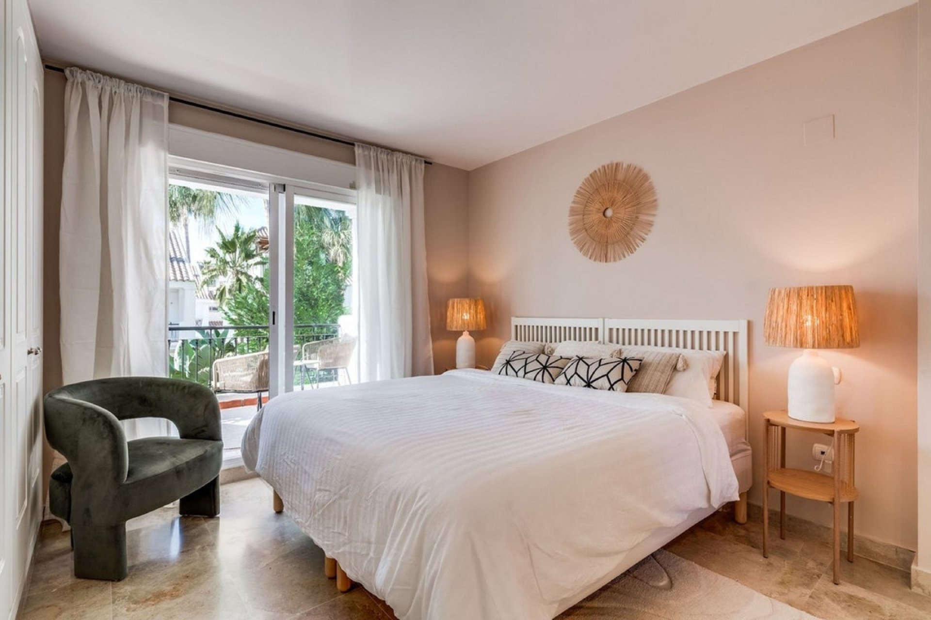 Wiederverkauf - Town house - Marbella - Nueva Andalucía
