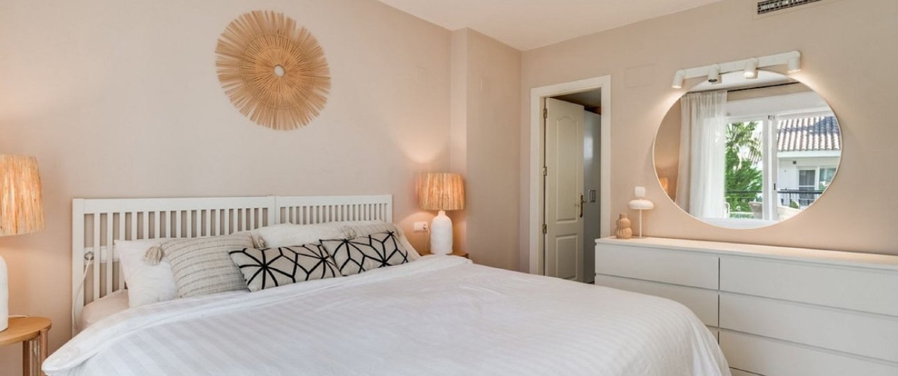 Wiederverkauf - Town house - Marbella - Nueva Andalucía