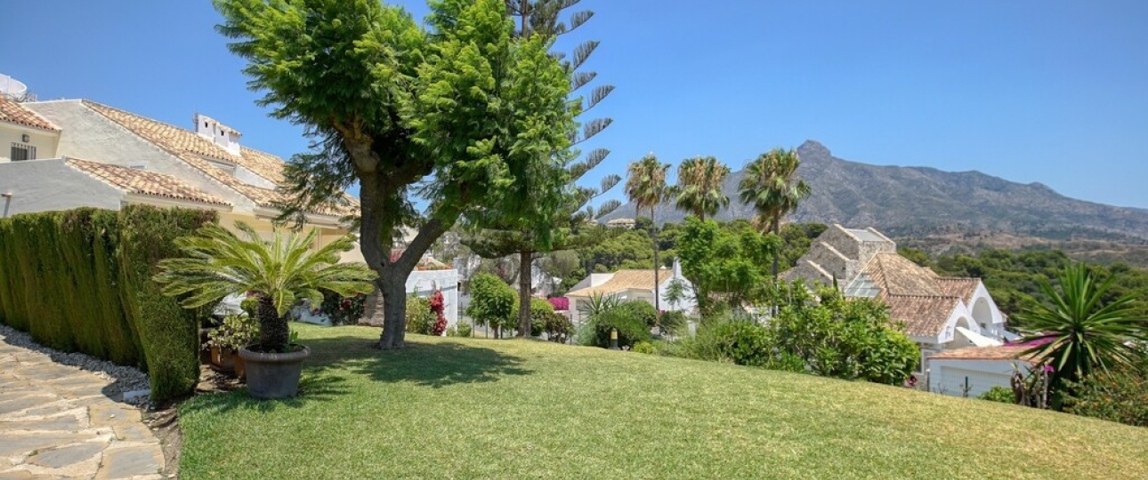 Wiederverkauf - Town house - Marbella - Nueva Andalucía