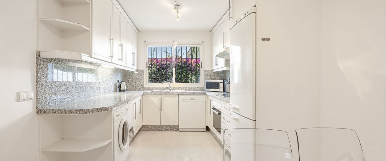 Wiederverkauf - Town house - Marbella - Nueva Andalucía