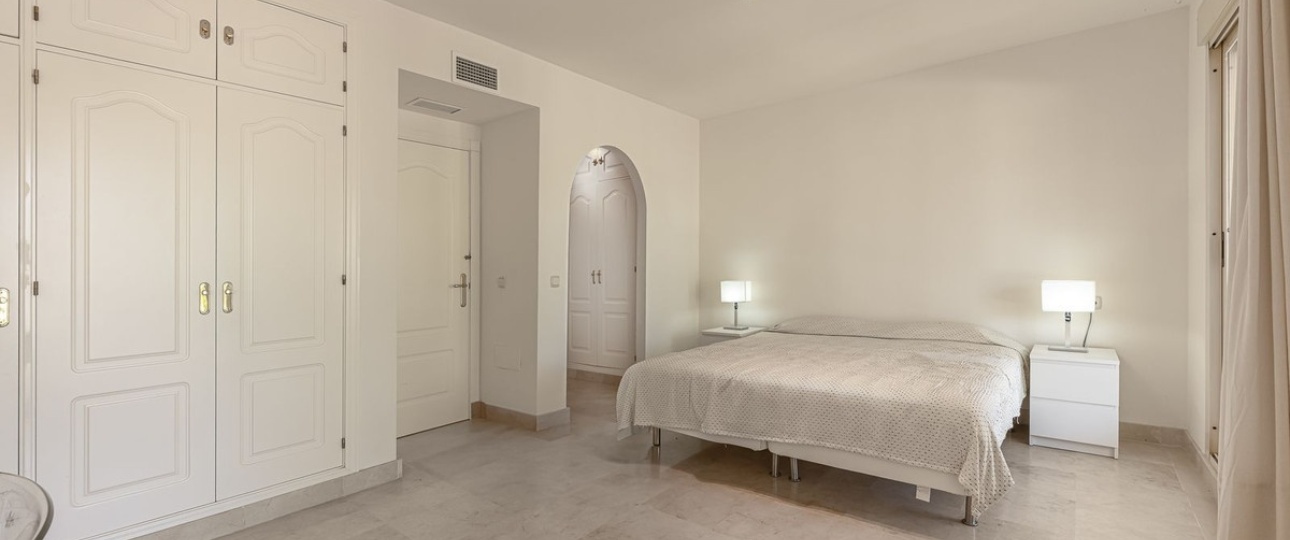 Wiederverkauf - Town house - Marbella - Nueva Andalucía