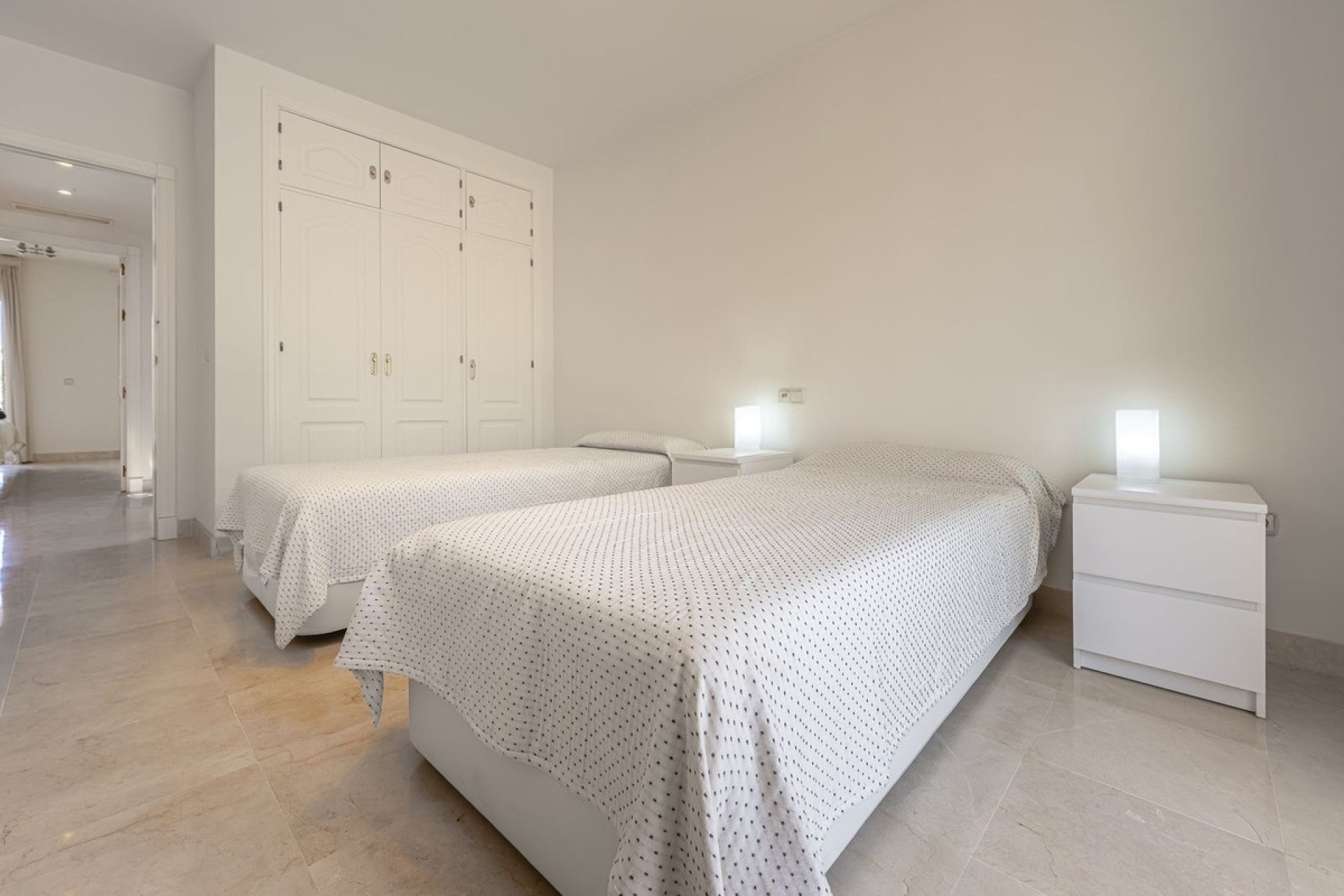Wiederverkauf - Town house - Marbella - Nueva Andalucía