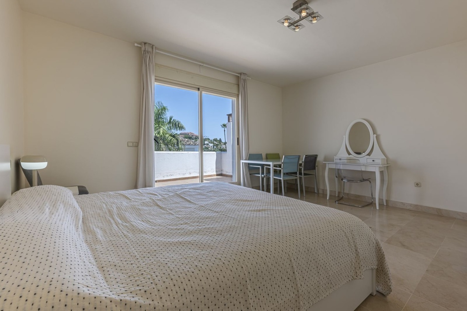 Wiederverkauf - Town house - Marbella - Nueva Andalucía