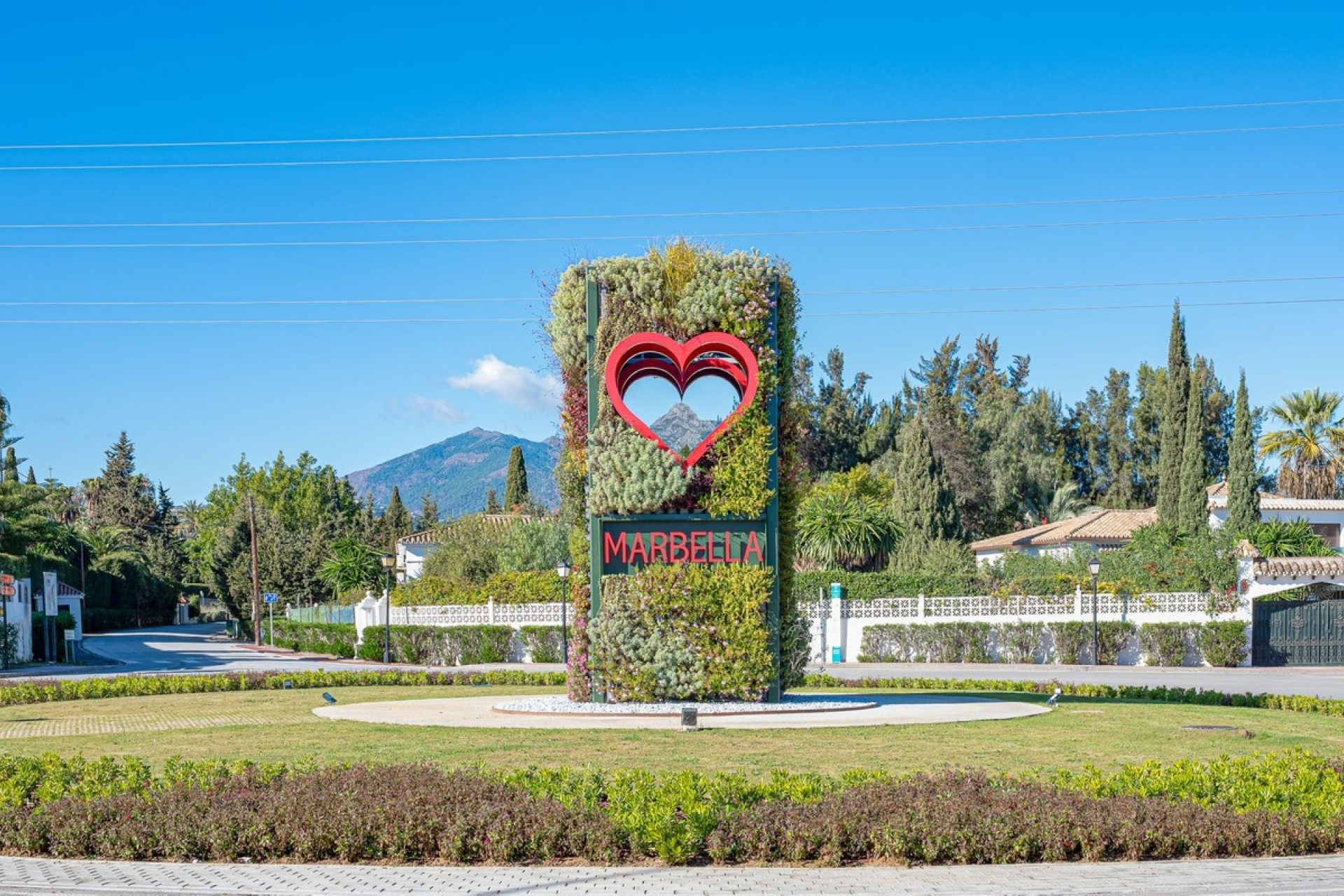 Wiederverkauf - Town house - Marbella - Nueva Andalucía